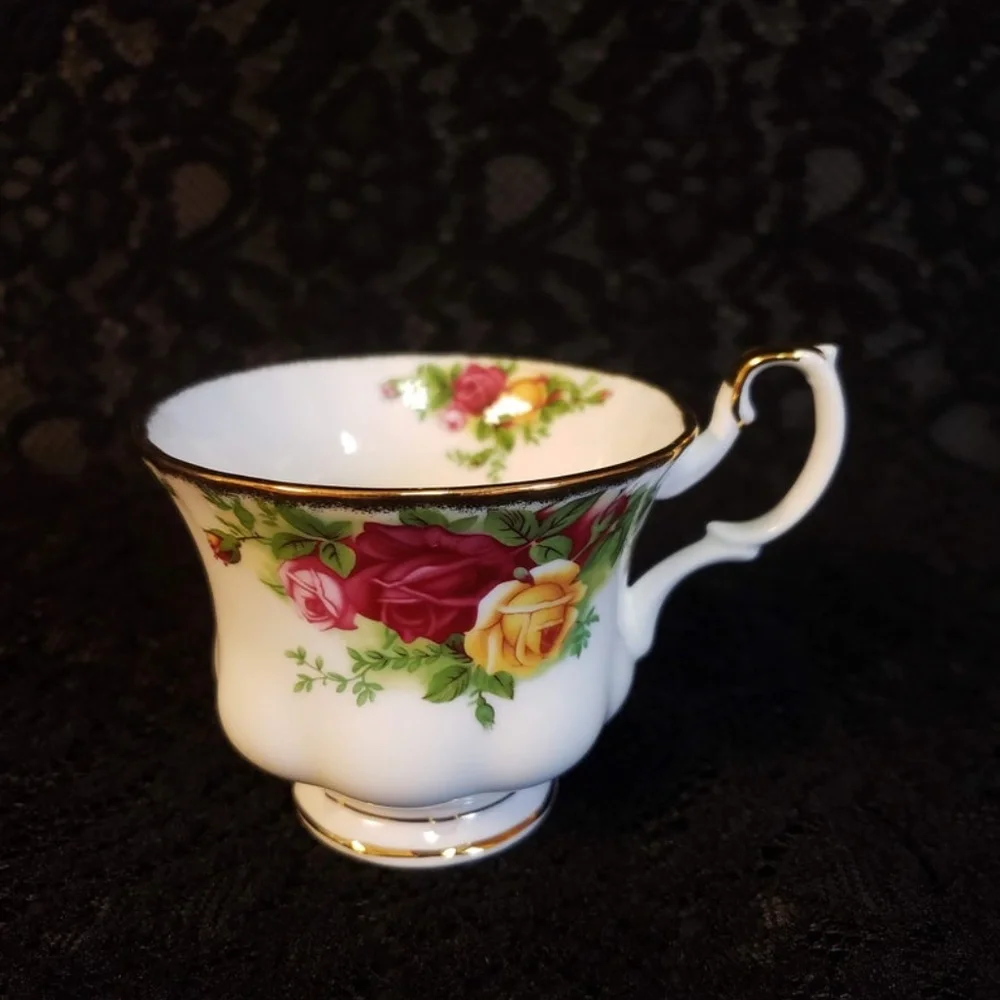 Royal Albert Bone China, 